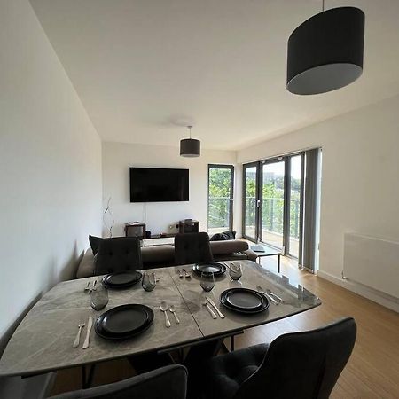 2 Bedroom Modern City Centre Bournemouth Apartment Exterior foto